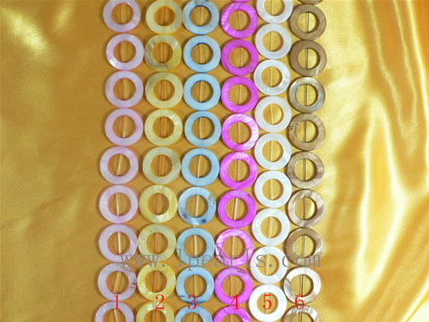 different colors of five-strands shell strands